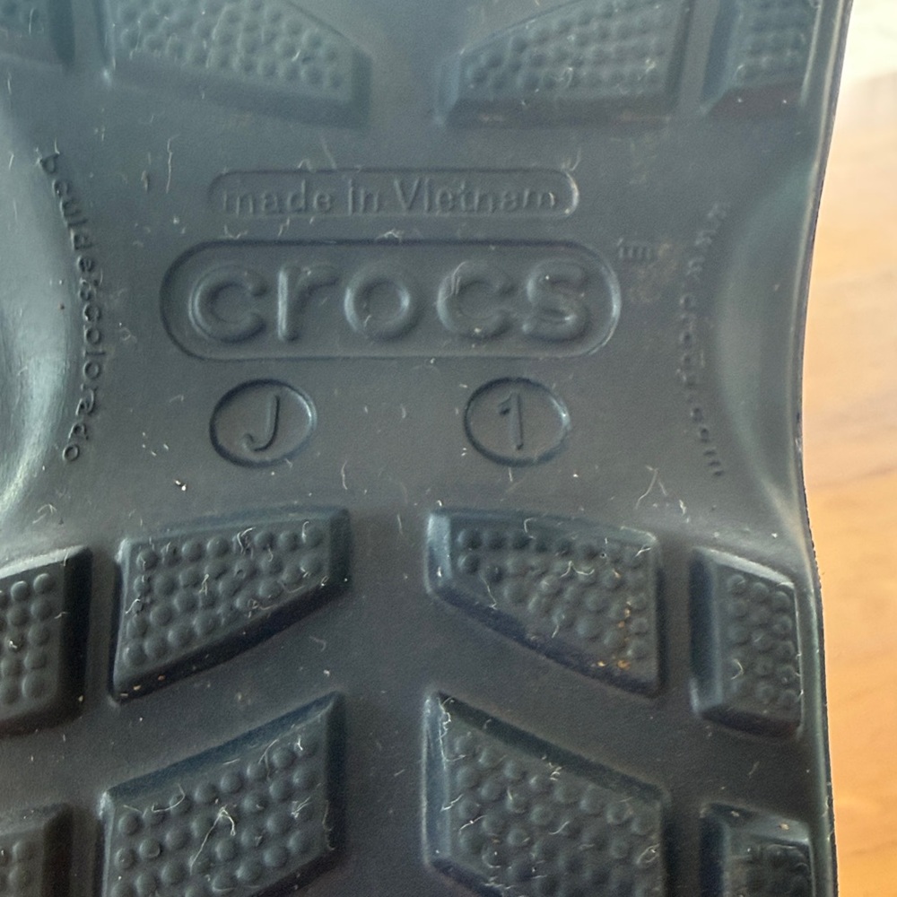 CROCS Kids navy blue Waterproof Pull-On Rain Boots - Picture 6 of 6
